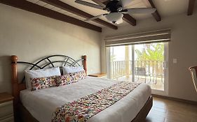 Dmytri'S Original La Fonda Restaurant & Hotel